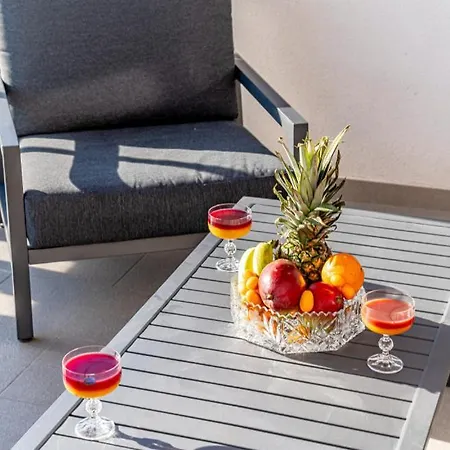 President By Guide 아파트 *