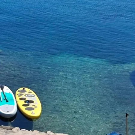 President By Guide Apartman *