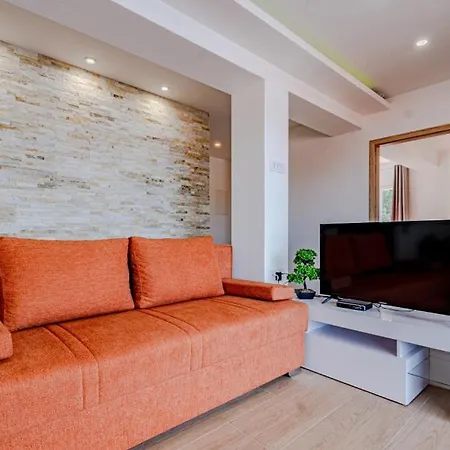 Apartman President By Guide Brnistrova